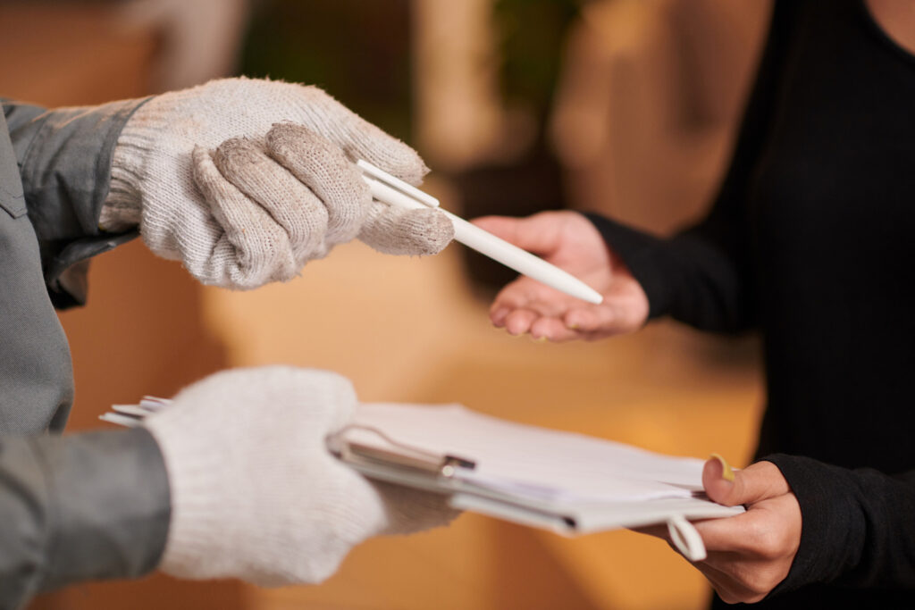 Mover Giving Agreement to Client